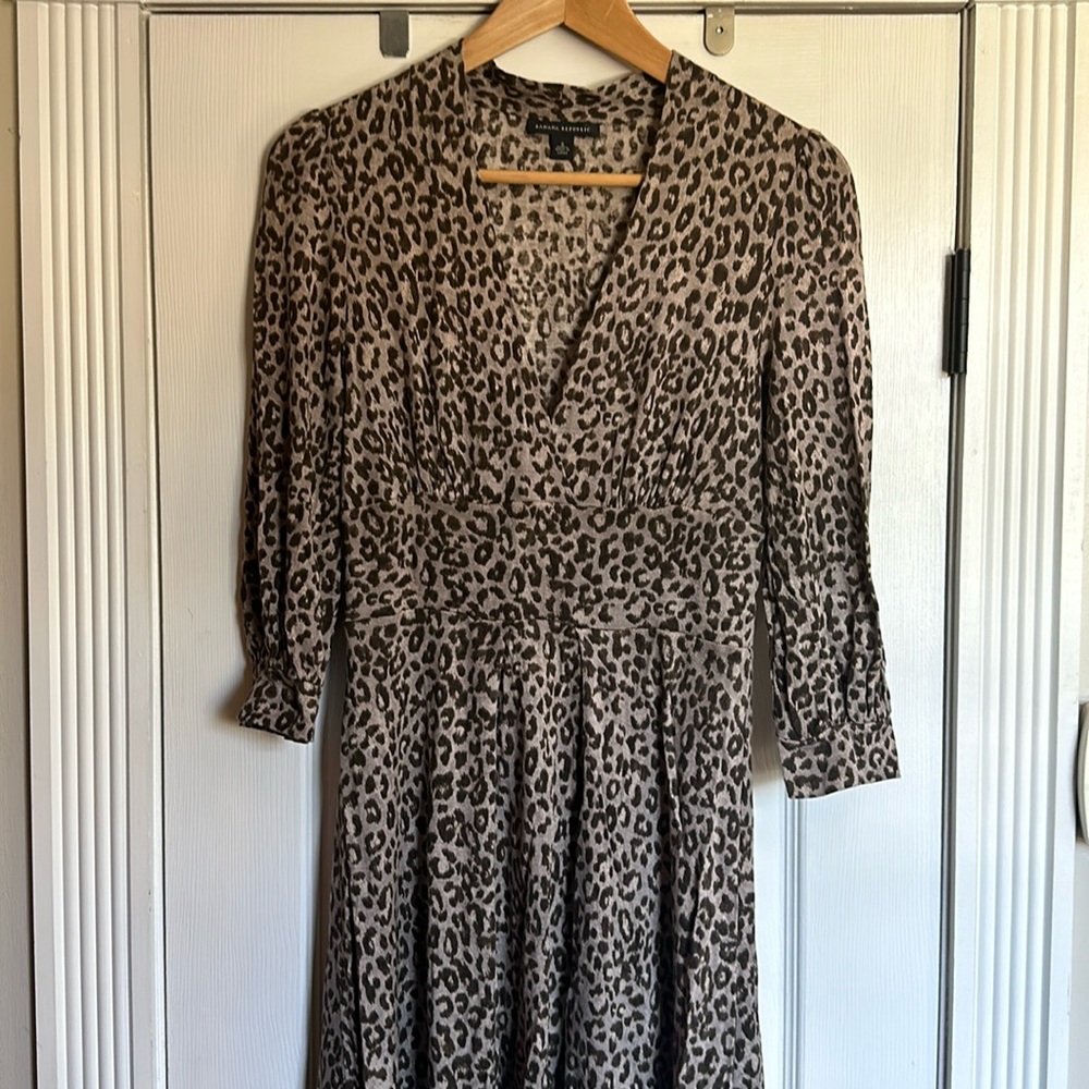 Banana republic, leopard printed jersey wool and viscose blend dress